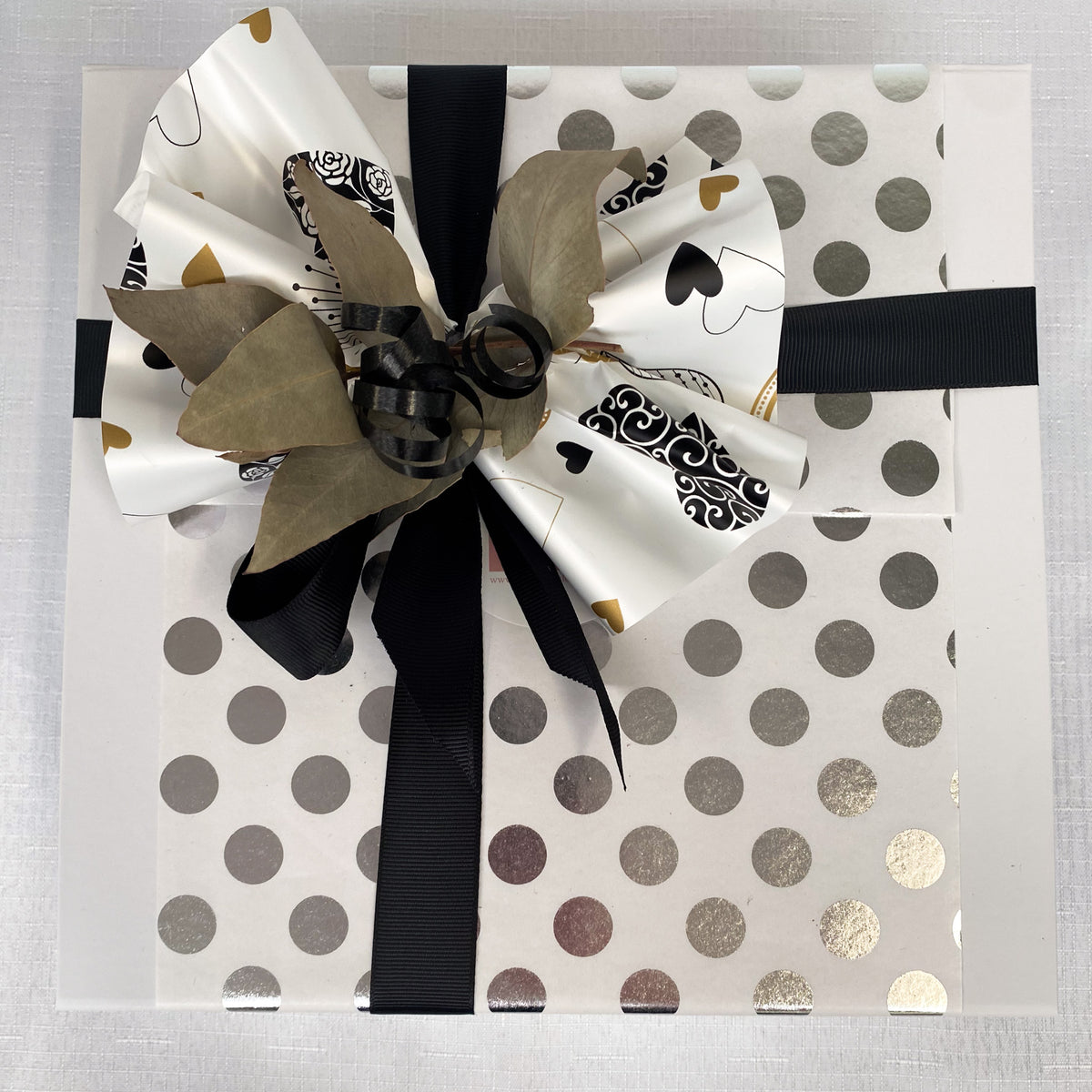Add a Gift Box/ Hamper and Luxury Wrapping Service