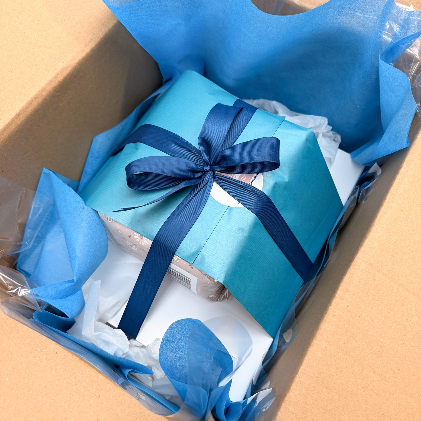 Add a Gift Box/ Hamper and Luxury Wrapping Service