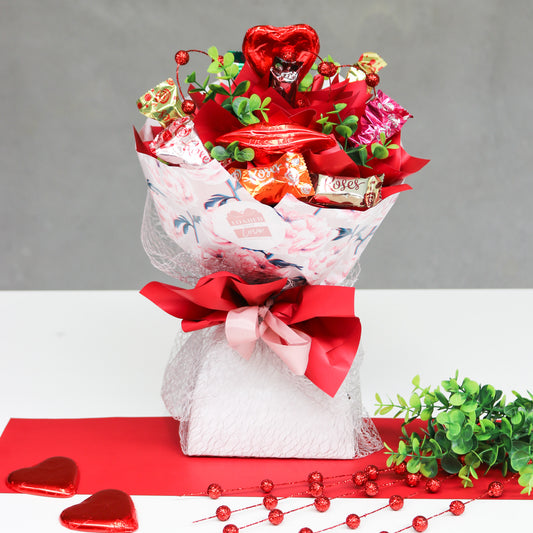 Heart me - Chocolate gift Arrangement